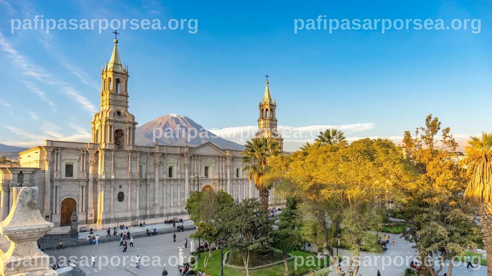 La Città Economica e Pedonale del Sud America: Un Paradiso per Pensionati in Perù con Architettura e Panorami mozzafiato